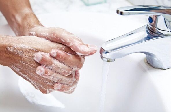 Enne lapsele gluteenivaba toidu valmistamist tuleks käsi pesta. 